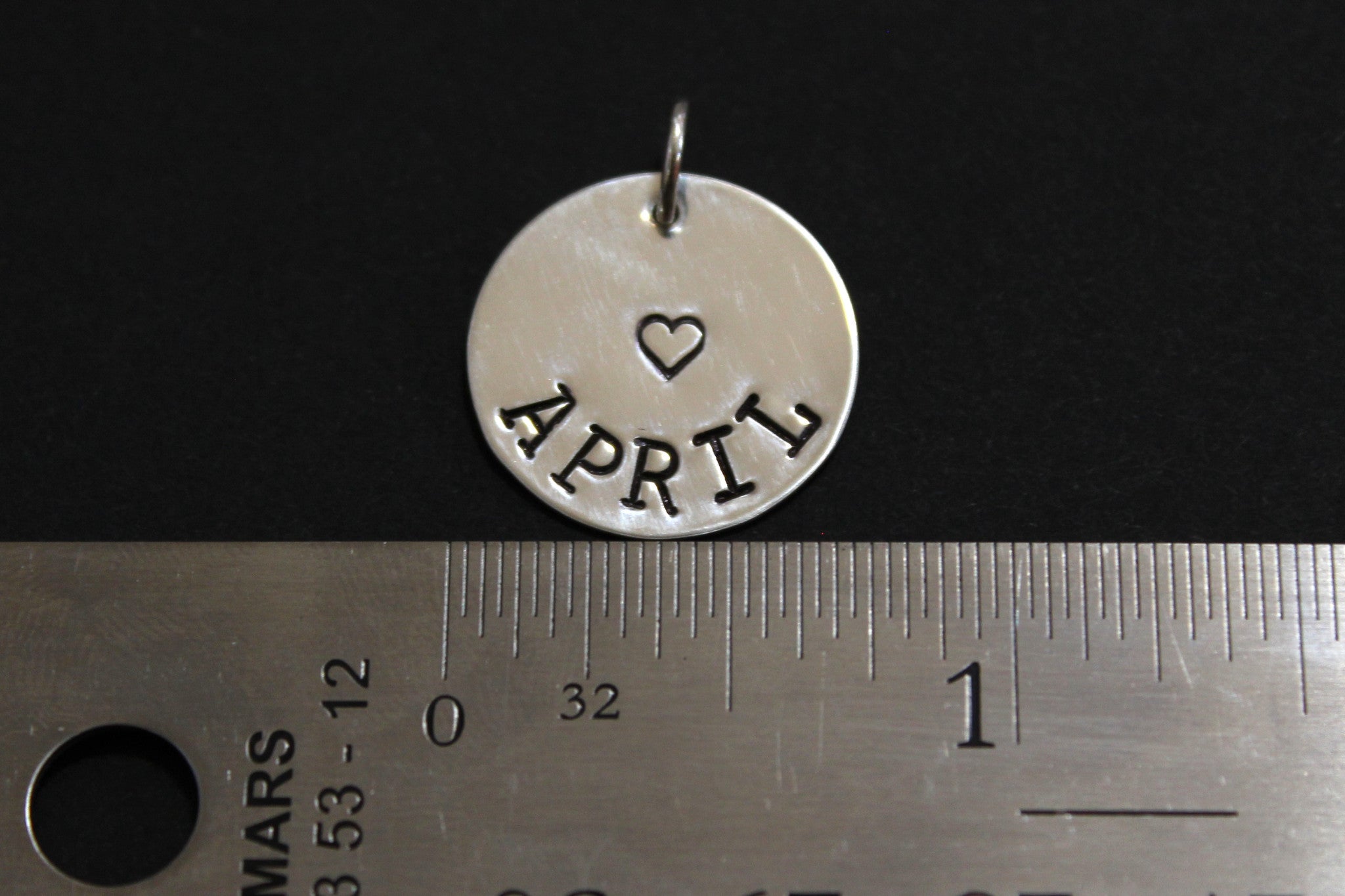 Large personalized name/date pendant - 18mm
