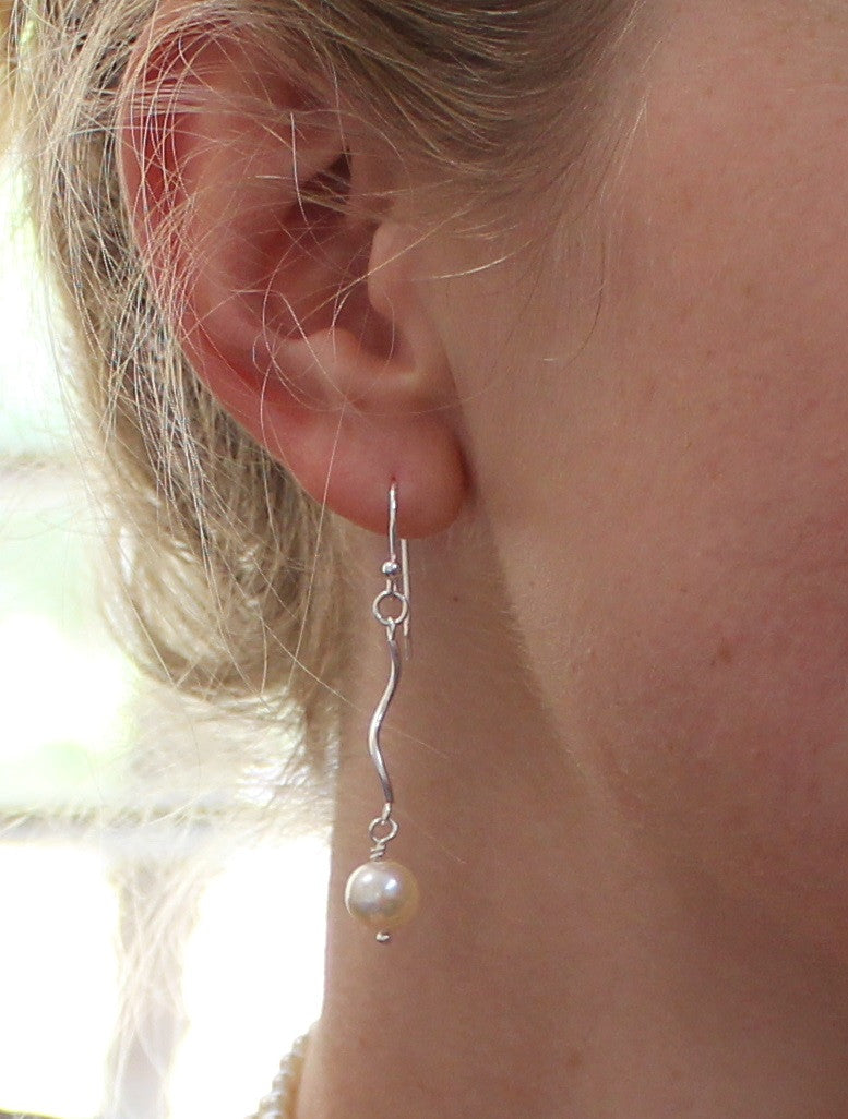 Silver spiral tube and pearl earrings